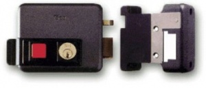 ISEO 5213-10 Замок накладной, ключ+кн., отк. дв. внутрь, левый, цилиндр + три ключа, кнопка выхода, 